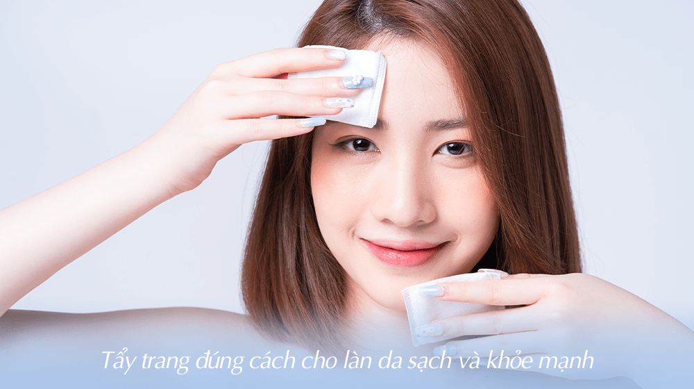 Chăm sóc da nhẹ nhàng với bước tẩy trang nhanh chóng.